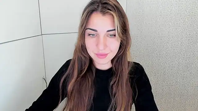 Snapshot of Summmmersky chatting on 12-27-24, 11:39 Summmmersky online show from 12-27-24, 11:39