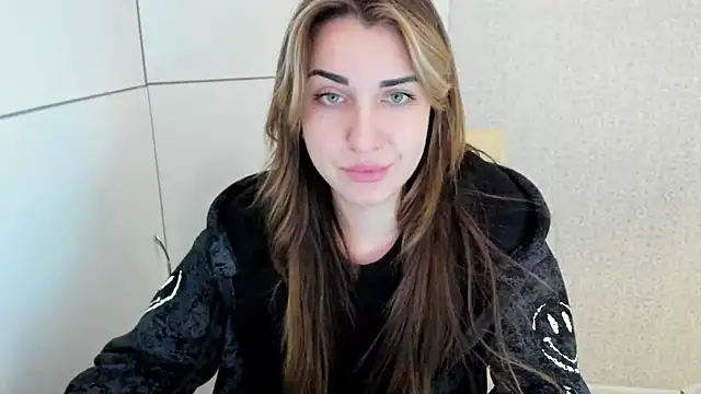 Snapshot of Summmmersky chatting on 01-13-25, 11:52 Summmmersky online show from 01-13-25, 11:52