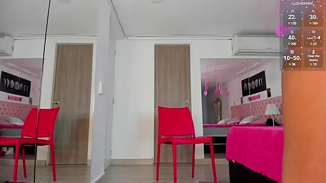 Snapshot of Paytonferrara chatting on 02-13-25, 05:37 Paytonferrara online show from 02-13-25, 05:37