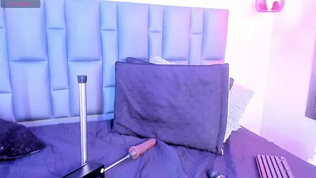 Snapshot of Abbyadams chatting on 03-02-26, 03:30 Abbyadams online show from 03-02-26, 03:30