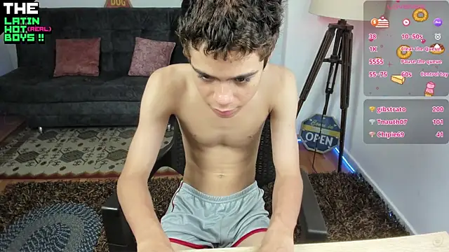 MyLatinHotBoys online show from 12-15-24, 11:09