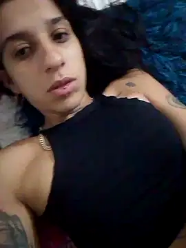 Snapshot of baby_liz01 chatting on 10-12-25, 03:16 baby liz01 online show from 10-12-25, 03:16