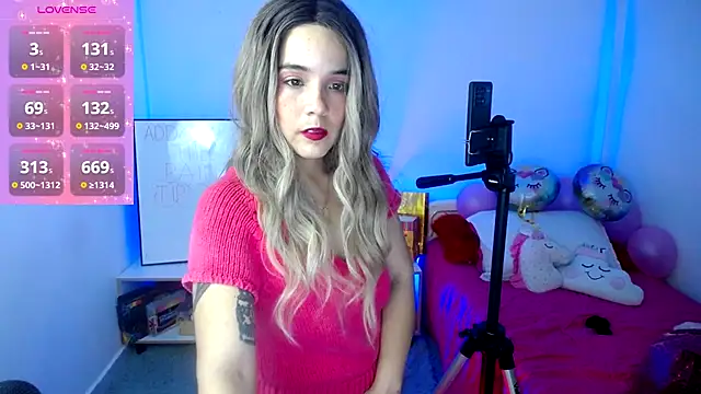 Snapshot of Nathy_Rock chatting on 10-07-25, 10:40 Nathy Rock online show from 10-07-25, 10:40