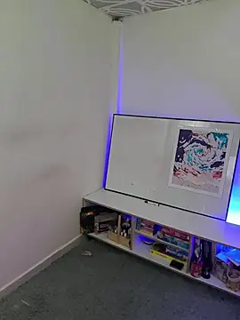 Snapshot of Nathy_Rock chatting on 10-18-25, 12:35 Nathy Rock online show from 10-18-25, 12:35