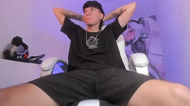 Snapshot of FrannBoy chatting on 02-03-26, 06:40 FrannBoy online show from 02-03-26, 06:40