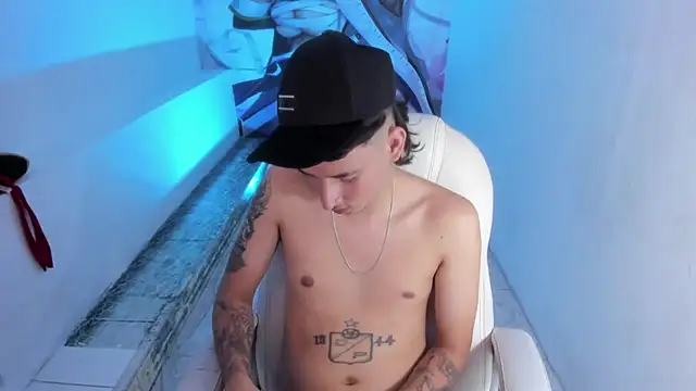 FrannBoy online show from 04-25-26, 04:15