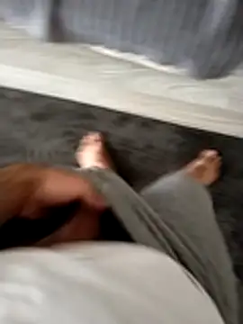 milf hunter 35 online show from 04-19-26, 04:34