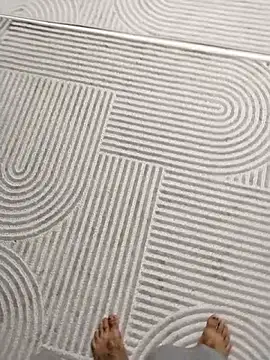 milf hunter 35 online show from 04-27-26, 02:20