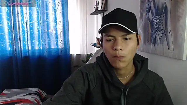 Snapshot of alanprince44 chatting on 01-10-25, 07:00 alanprince44 online show from 01-10-25, 07:00