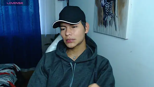 Snapshot of alanprince44 chatting on 01-10-25, 10:46 alanprince44 online show from 01-10-25, 10:46