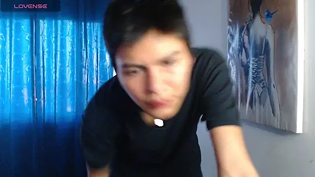 Snapshot of alanprince44 chatting on 01-13-25, 10:35 alanprince44 online show from 01-13-25, 10:35