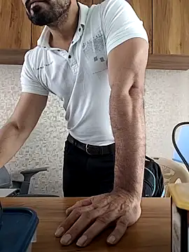 indianguy89 online show from 02-15-26, 05:59