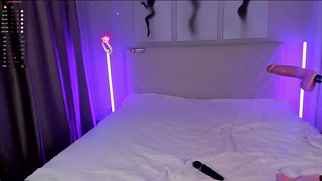 EmmaBarbs online show from 11-12-25, 08:52