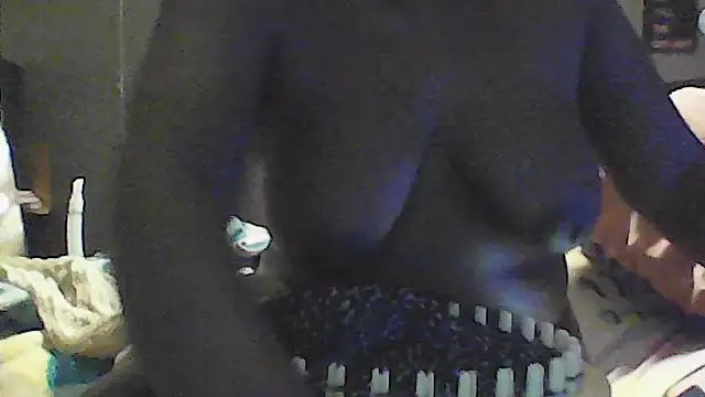 EbonyFetishQueen online show from 06-04-26, 01:06