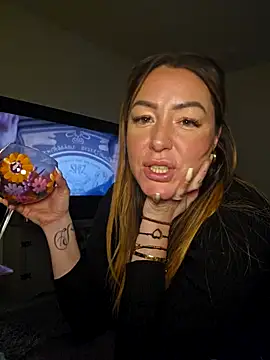 Britishbella online show from 01-11-25, 03:13