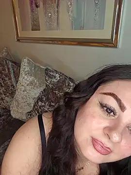 Snapshot of Britishbella chatting on 02-06-26, 08:34 Britishbella online show from 02-06-26, 08:34