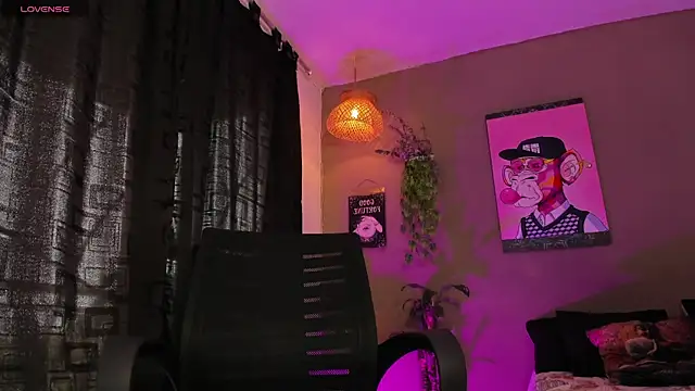 Snapshot of GinebraaFox_ chatting on 11-10-25, 12:59 GinebraaFox online show from 11-10-25, 12:59