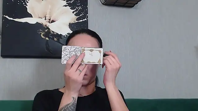 IzabelllNoir online show from 02-12-26, 08:53