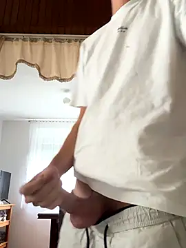 Snapshot of alexyourboy chatting on 09-28-25, 01:38 alexyourboy online show from 09-28-25, 01:38