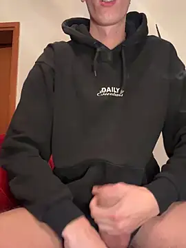 Snapshot of alexyourboy chatting on 10-04-25, 09:24 alexyourboy online show from 10-04-25, 09:24