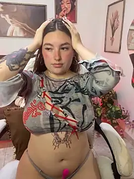 Snapshot of aaaaamy_1 chatting on 10-20-25, 10:32 aaaaamy 1 online show from 10-20-25, 10:32