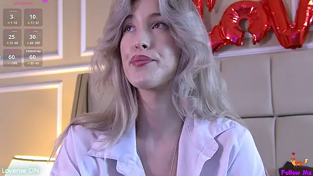 Snapshot of SerenaBennet chatting on 10-05-25, 01:09 SerenaBennet online show from 10-05-25, 01:09