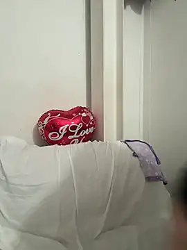 Snapshot of Ceninth chatting on 12-13-24, 03:38 Ceninth online show from 12-13-24, 03:38