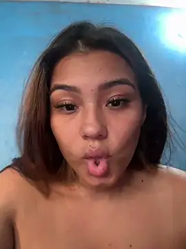 Snapshot of Ceninth chatting on 12-20-24, 06:35 Ceninth online show from 12-20-24, 06:35