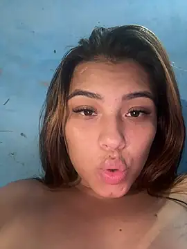 Snapshot of Ceninth chatting on 12-21-24, 12:42 Ceninth online show from 12-21-24, 12:42