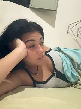 Snapshot of Ceninth chatting on 11-06-25, 11:11 Ceninth online show from 11-06-25, 11:11