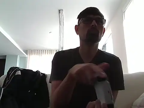 Snapshot of spence204011 chatting on 01-05-25, 03:45 spence204011 online show from 01-05-25, 03:45