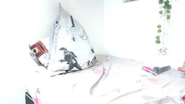 Snapshot of andre20a31 chatting on 02-15-25, 09:49 andre20a31 online show from 02-15-25, 09:49