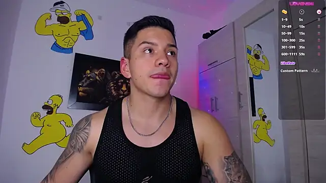 Snapshot of Marc__Waatson chatting on 03-17-25, 11:11 Marc Waatson online show from 03-17-25, 11:11
