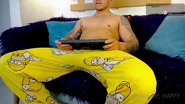 Marc  Waatson online show from 12-21-25, 06:09