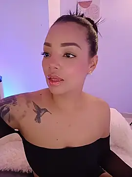 Sara LipsX online show from 04-21-26, 02:51