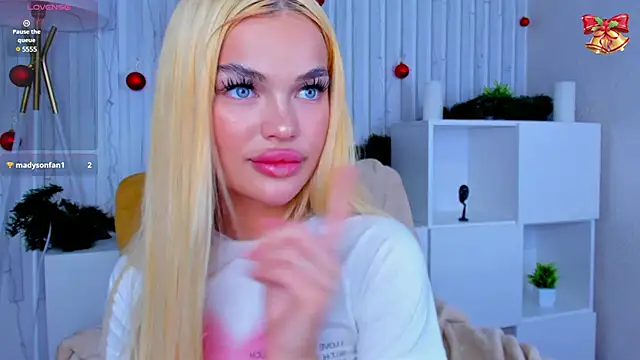 Snapshot of Angel_Sapphire_ chatting on 01-26-25, 12:33 Angel Sapphire online show from 01-26-25, 12:33