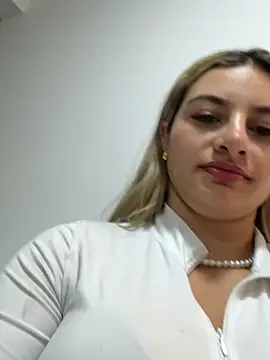 AtheneaRossi online show from 02-22-26, 10:41