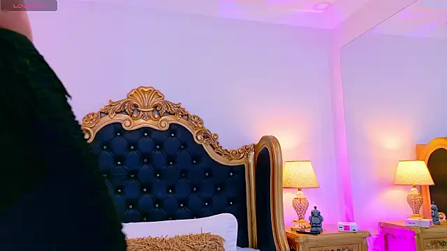 AdelinaVans online show from 01-16-26, 11:36