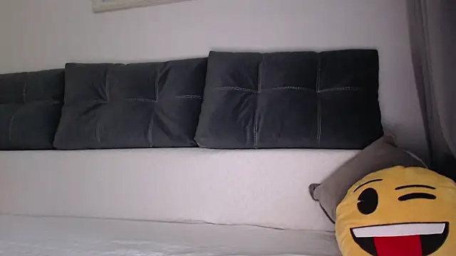  JustmeHere  online show from 07-21-26, 04:15