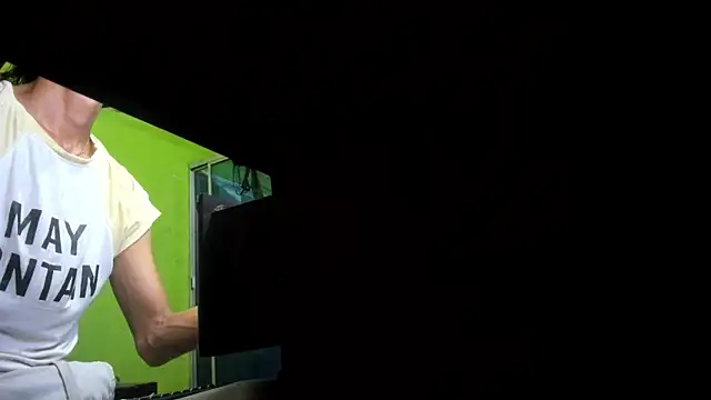 Brenda Smith69 online show from 09-08-25, 06:07