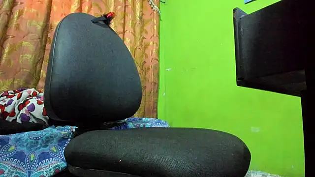 Brenda Smith69 online show from 10-19-25, 08:42