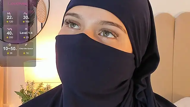 Snapshot of anna-henao chatting on 12-19-24, 03:52 anna-henao online show from 12-19-24, 03:52