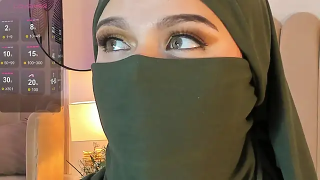 Snapshot of anna-henao chatting on 02-14-25, 05:14 anna-henao online show from 02-14-25, 05:14