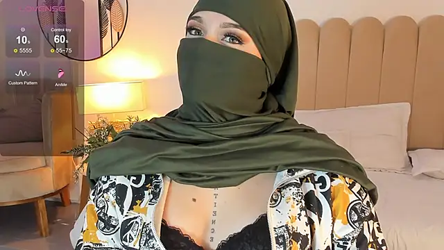 Snapshot of anna-henao chatting on 02-18-25, 12:17 anna-henao online show from 02-18-25, 12:17