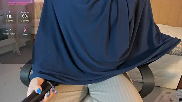 Snapshot of anna-henao chatting on 03-04-25, 12:55 anna-henao online show from 03-04-25, 12:55