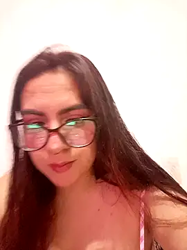 Snapshot of Celestte22 chatting on 11-25-25, 02:22 Celestte22 online show from 11-25-25, 02:22