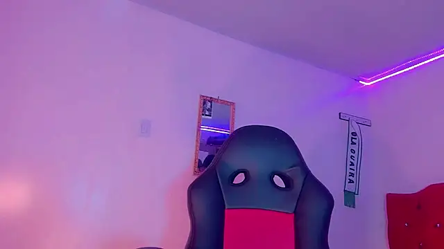 naomy  xx online show from 03-05-25, 08:00