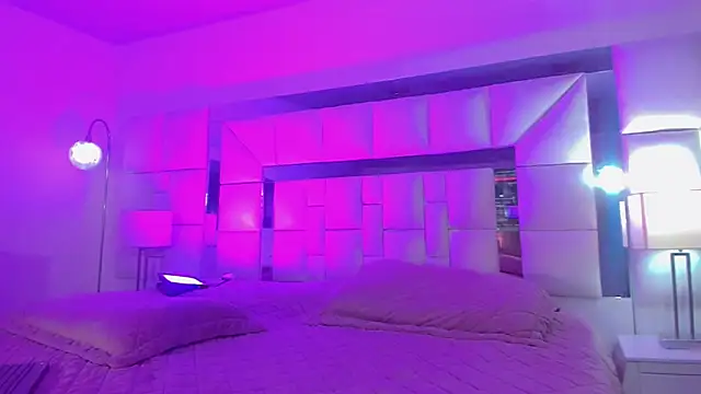 naomy  xx online show from 03-21-25, 07:46