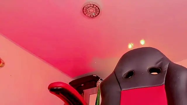 naomy  xx online show from 03-07-26, 05:59