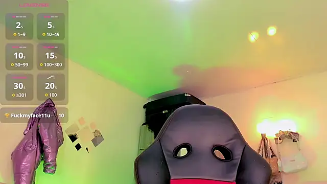 naomy  xx online show from 04-29-26, 03:21